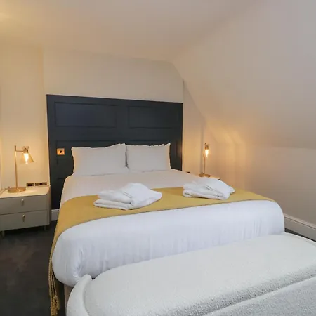 Brettargh Holt Mansion Sleeping 48 Holiday home Kendal